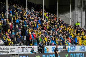 Supportere på kamp.