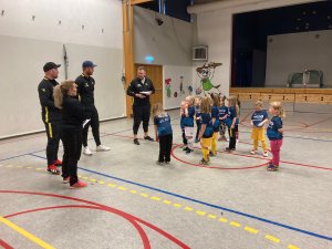 Glimts første jentelag. Jenter født i 2015. Jentefotball.