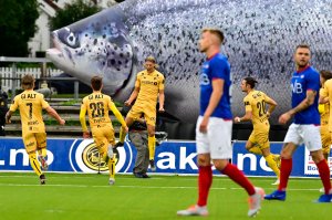 Ulrik Saltnes scoret mål mot Vålerenga på hjemmebane i 2019 under laksekampen. 