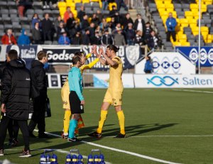 Amor Layouni ut, Håkon Evjen inn under kampen mot Strømsgodset.