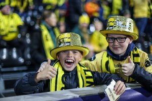 Supportere på kampen mot Tottenham på Aspmyra 