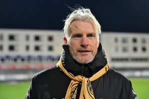 Cato Hansen fortsetter som hovedtrener for Glimt Kvinner. 