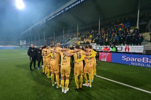 Aspmyra stadion. Tribune. Publikum. Bodø/Glimt mot Tromsø på Aspmyra i 2019.