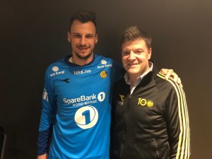 Zoran Popovic og Aasmund BJørkan er fornøyde med signering.