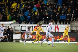 Håkon Evjen og  Jens Petter Hauge under kampen mot Haugesund på Aspmyra 2019.