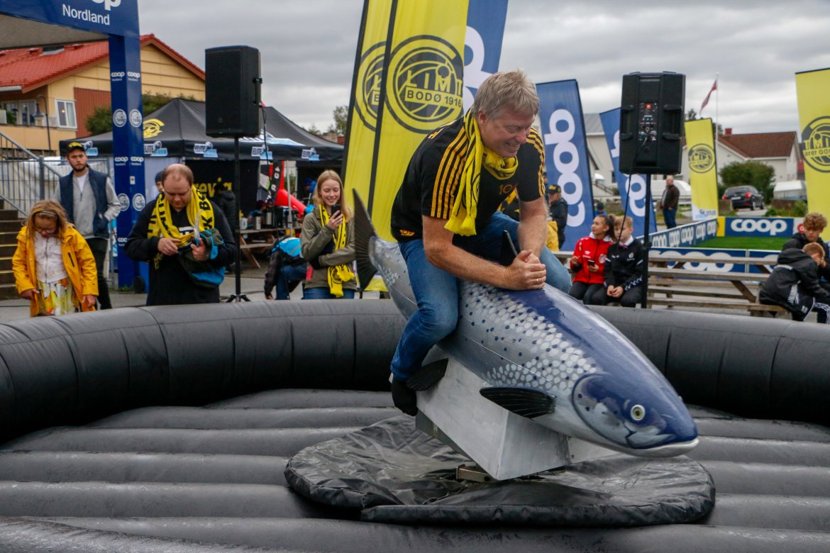 Moro på lakse-rodeoen.
