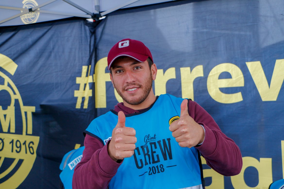 Frivillige i ungdomscrewet under Fanzone.