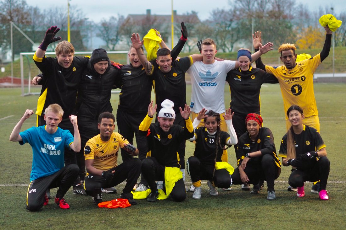 Lagbilde fra en av fotballtreningene i høst. Foto: Glimt