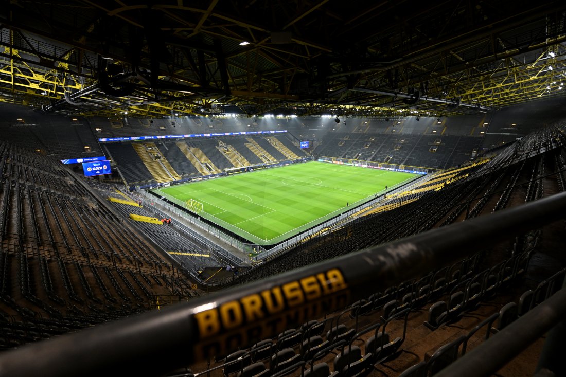 Signal Iduna Park er blant Europas største fotballstadioner. Foto: Teresa Kröger - UEFA/UEFA via Getty Images