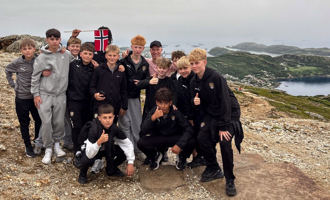 På toppen av Keiservarden. Foto: Olav Øverli