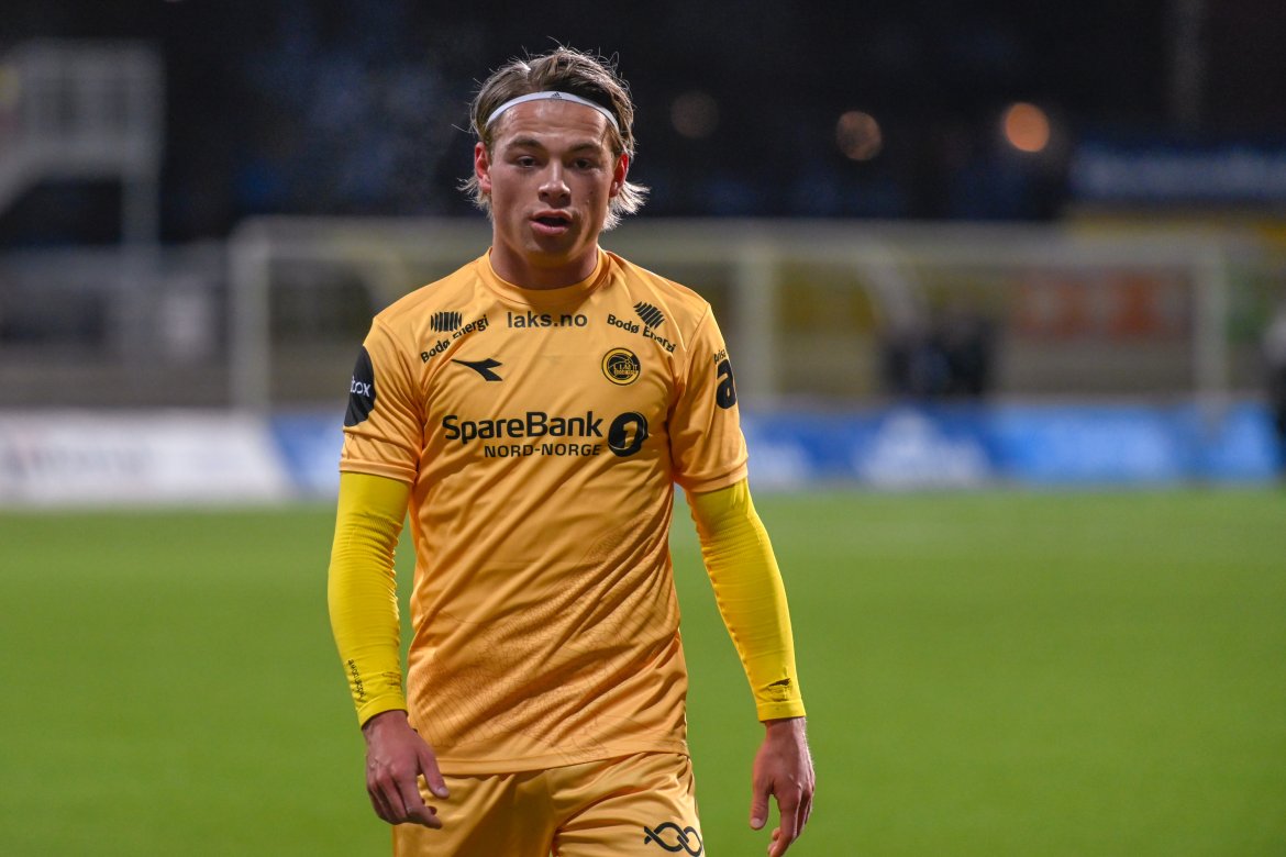 Patrick Berg under kampen mot Rosenborg. Han måtte ut med skade i første omgang.