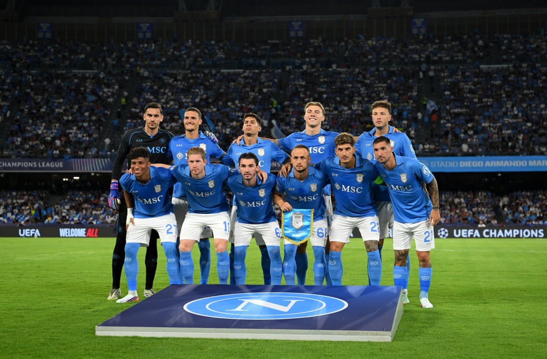 Lagbilde før Champions League-kampen mot Arsenal tidligere i høst