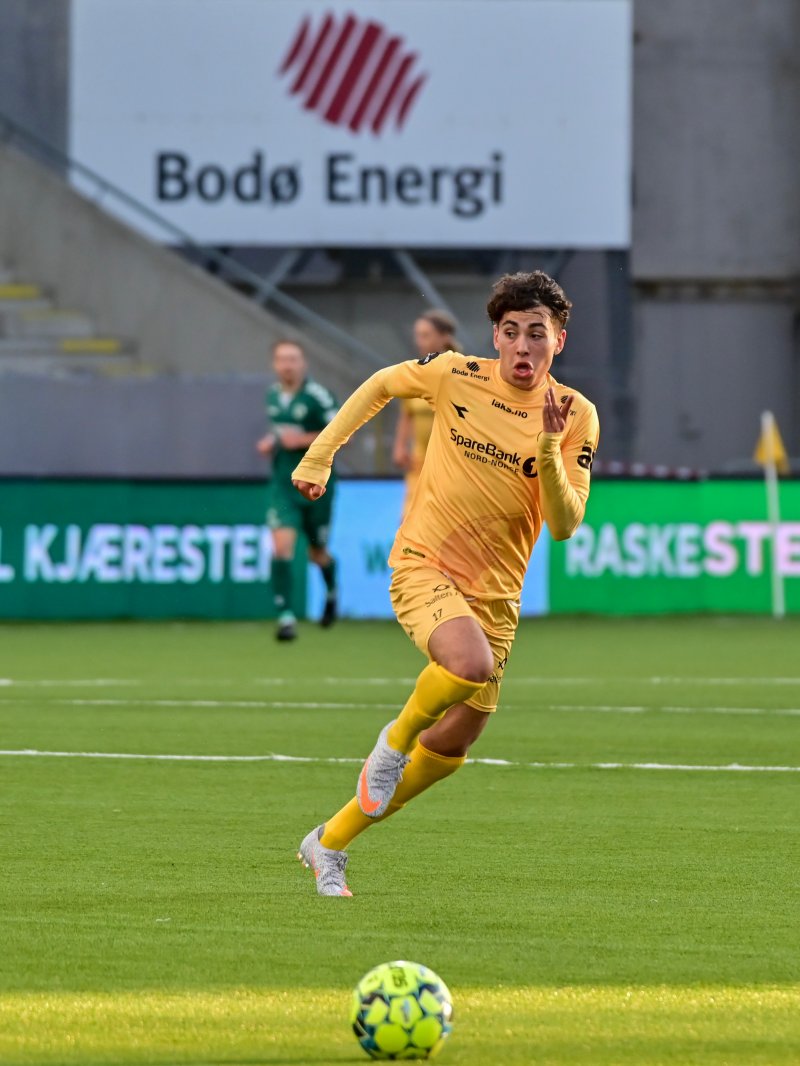 Tounekti i full fart i Europa-kvalikken mot Kauno Zalgiris. Foto: Kent Even Grunstad