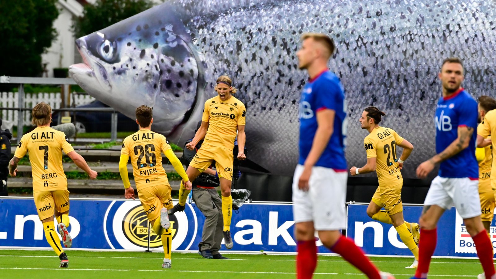 Ulrik Saltnes scoret mål mot Vålerenga på hjemmebane i 2019 under laksekampen. 